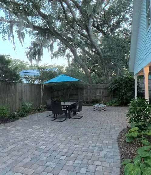 405 B St — Photo 11