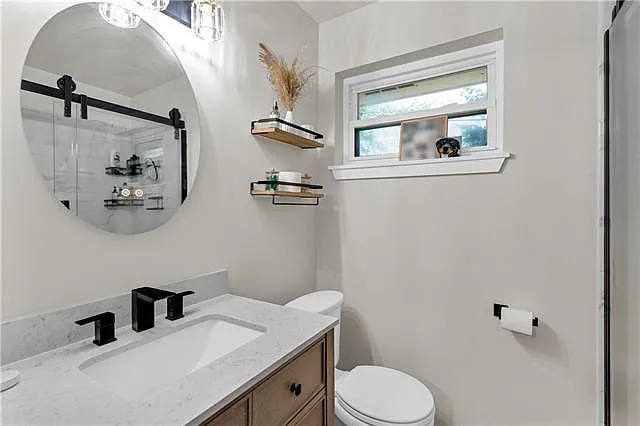 214 Dianne Dr — Photo 13