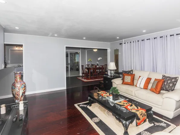 94-350 Kahuapaa Pl, Waipahu, HI 96797