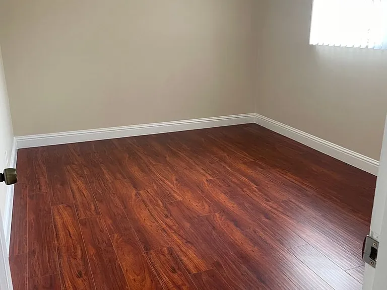 435 Walnut St — Photo 6