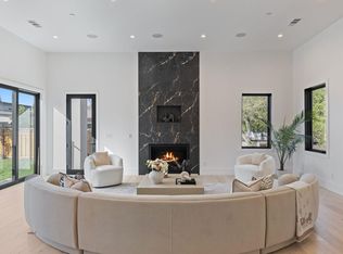 18071 Saratoga Los Gatos Rd, Monte Sereno, CA 95030