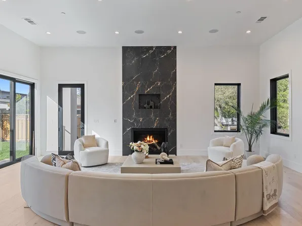 18071 Saratoga Los Gatos Rd, Monte Sereno, CA 95030