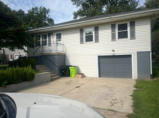 601 N Bradley Ave, Harrisonville, MO 64701