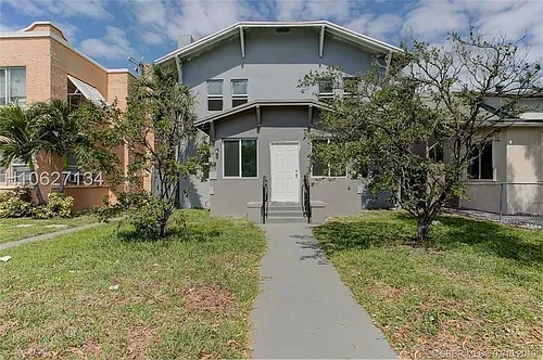 1833 Taylor St #2 Photo 1