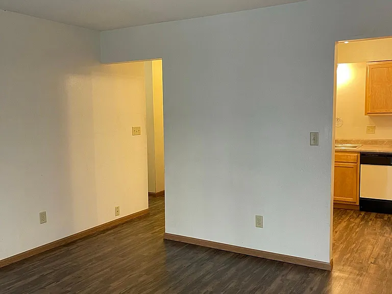 316 Ridgeland Ave #3 — Photo 4
