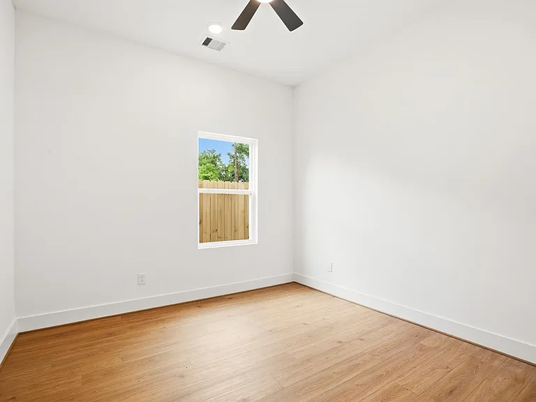7841 Sunnyhill St #A — Photo 25