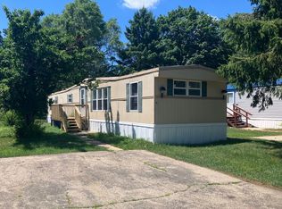 1006 19th Street Site #15, Brodhead, WI 53520