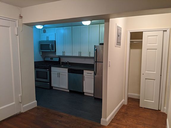 3rd image of 12516 83rd Dr APT 4G