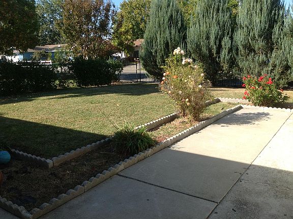 2nd image of 7865 Deerhaven Way
