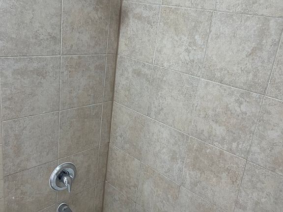 3rd image of 77-79 Mount Vernon Ave #2