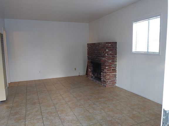 3rd image of 3619 1/2 Temple City Blvd
