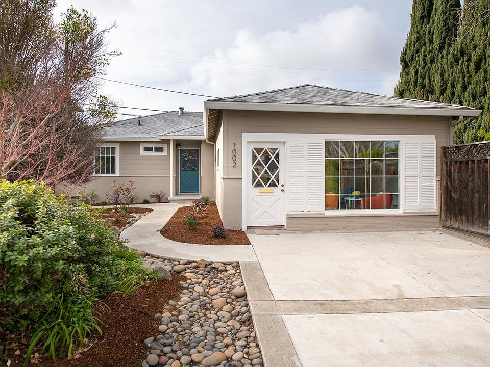1st image of 1002 W McKinley Ave