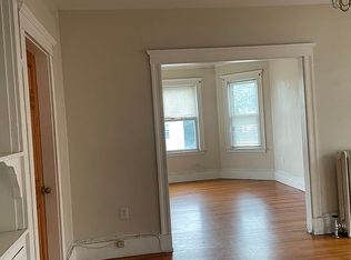 563 Hyde Park Ave, Roslindale, MA 02131