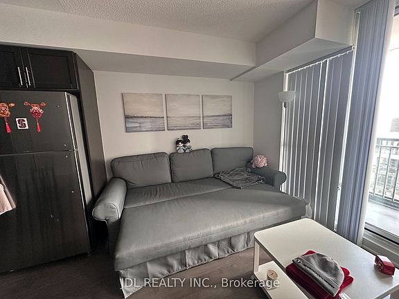 5th image of 3091 Dufferin St #1411