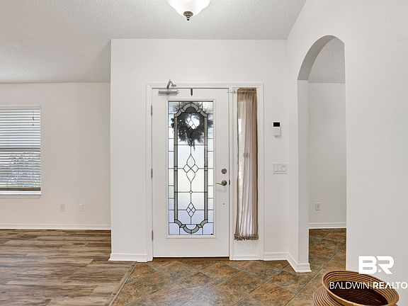 5th image of 16885 Feder Dr