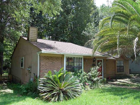 3rd image of 2125 Victory Garden Ln #A