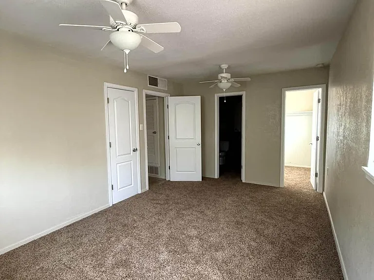 2801 Hawick Rd — Photo 11