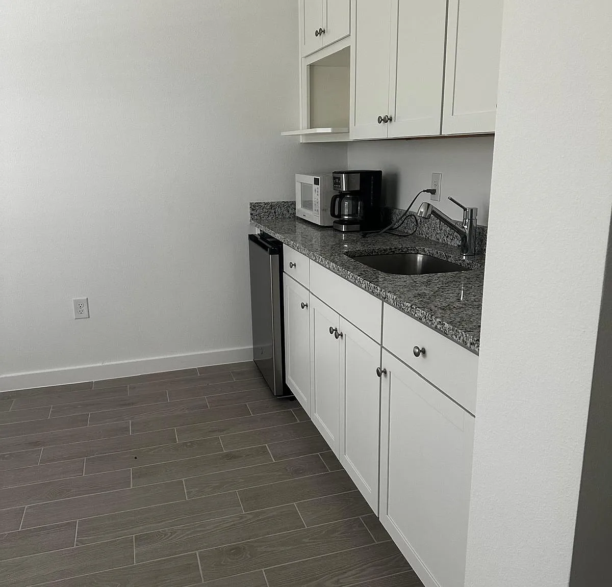 1 bed, 540 sqft, $995 — Photo 2