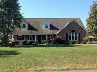 863 Edwards St, West Lafayette, OH 43845