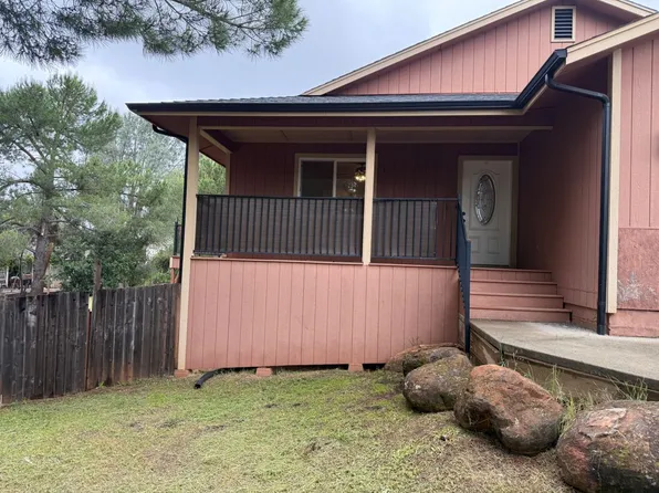 16656 Pinecrest Ct, Hidden Valley Lake, CA 95467