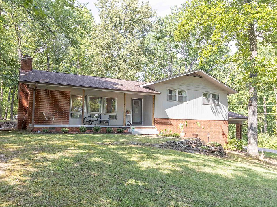 1st image of 100 Mollie Dr