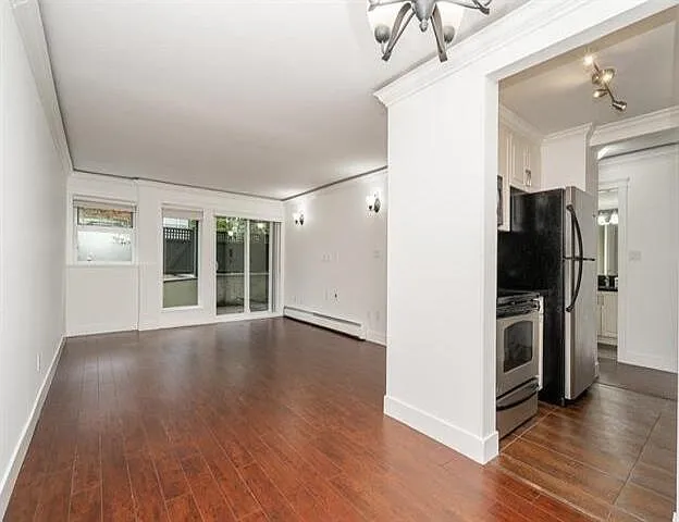 1850 Southmere Cres E #8 — Photo 10