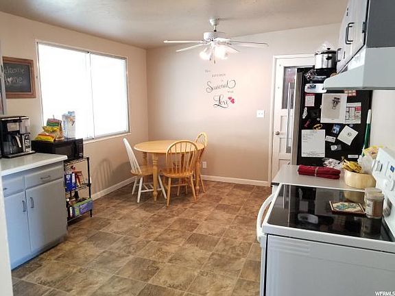 5th image of 424 Mountain View Dr