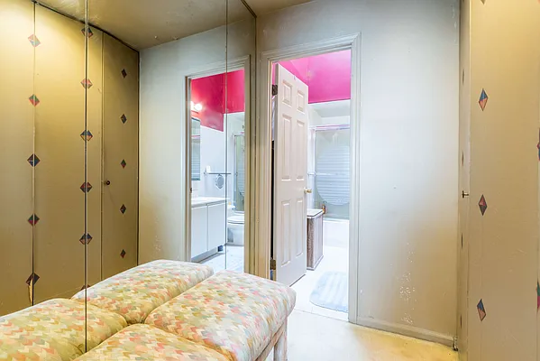 Sold by Century 21 Marciano | media 49