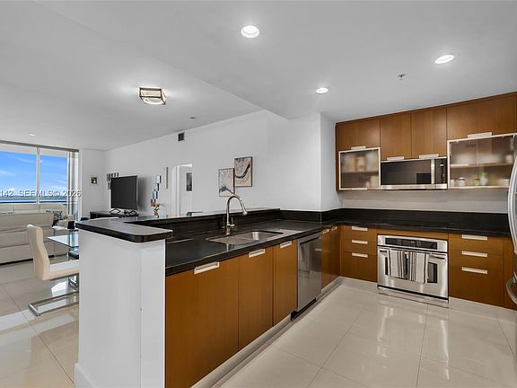 3rd image of 7901 Hispanola Ave APT 2006