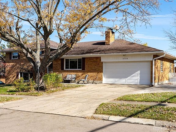 3rd image of 3750 Mengel Dr