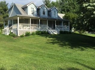 3724 Green Valley Rd, New Albany, IN 47150
