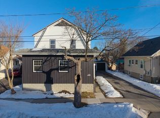 295 Newbury St, Fall River, MA 02720