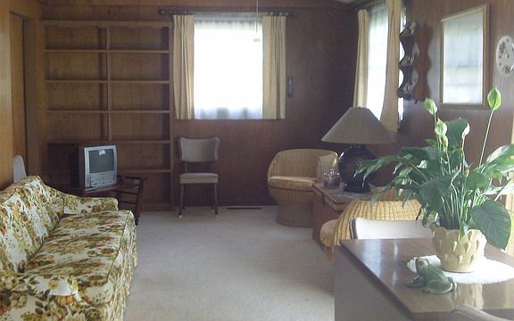 5th image of 1222 Theresa Ln