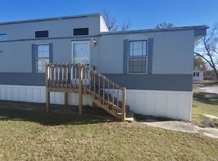 1720 Gardenia Ave, Fayetteville, NC 28311