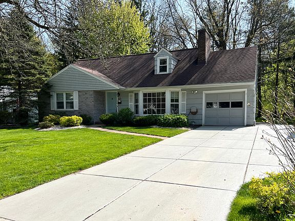 2nd image of 65 Jolls Ln