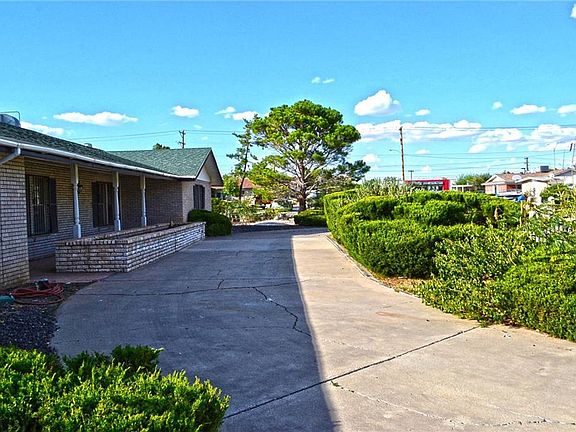 5th image of 9909 Colette St