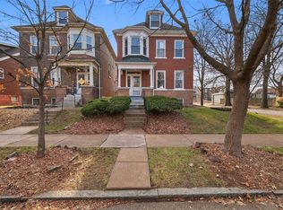 626 Dover Pl, Saint Louis, MO 63111