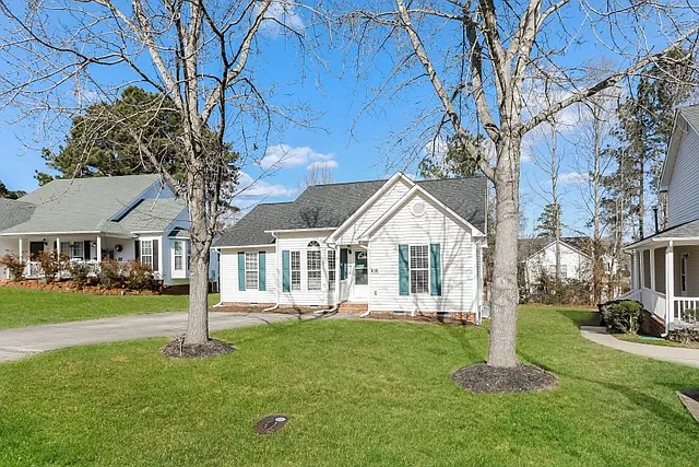 416 Aqua Marine Lane — Photo 1