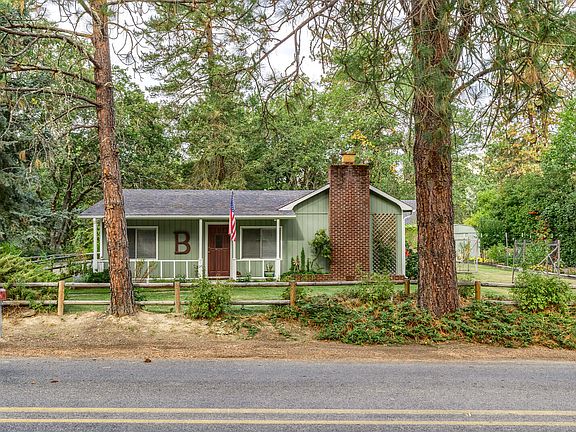 2nd image of 28 Galls Creek Rd