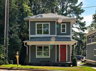 1721 Crest Rd, Raleigh, NC 27606