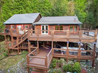 19 The Forest Rd, Blue Ridge, GA 30513