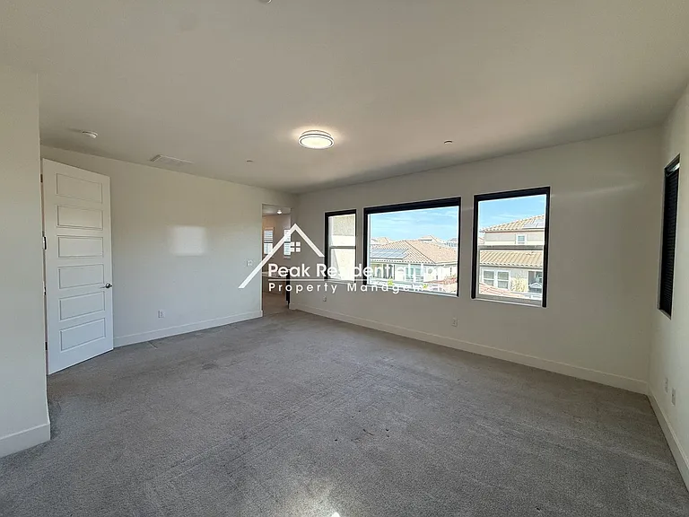 3535 Heron Ct — Photo 35