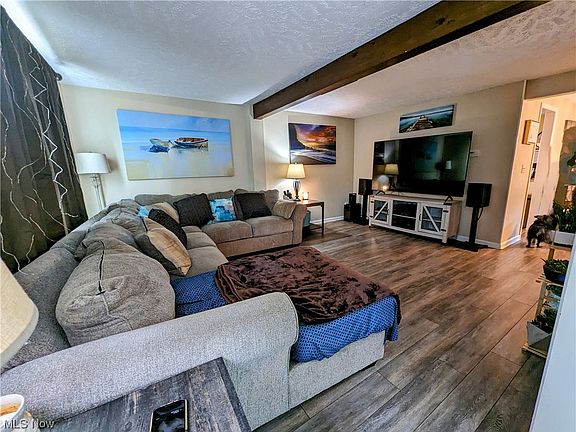 5th image of 7396 Yorktown Ct
