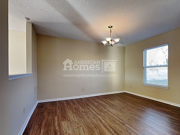 3rd image of 5730 N Jamestown Dr