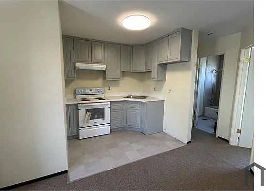 1 bed, $2,400 — Photo 3