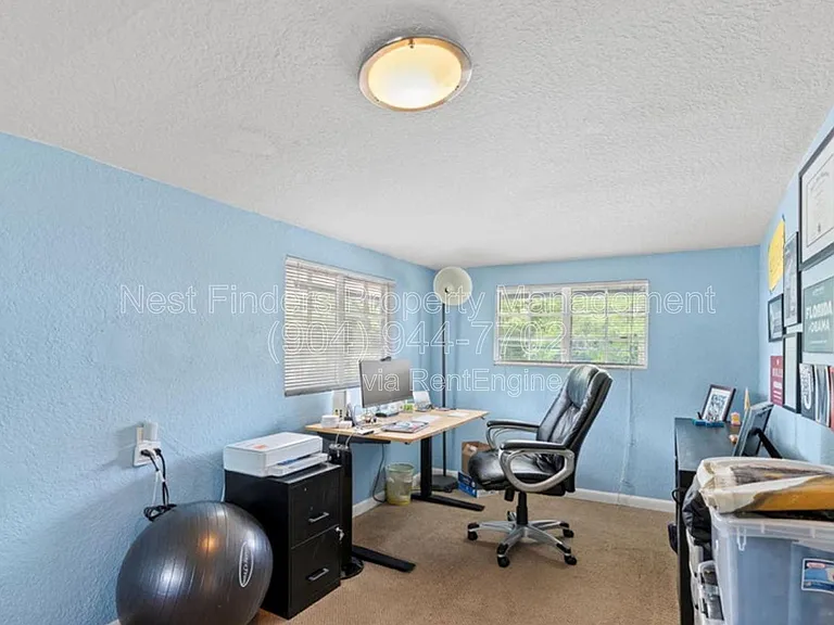 2623 Forbes St — Photo 16