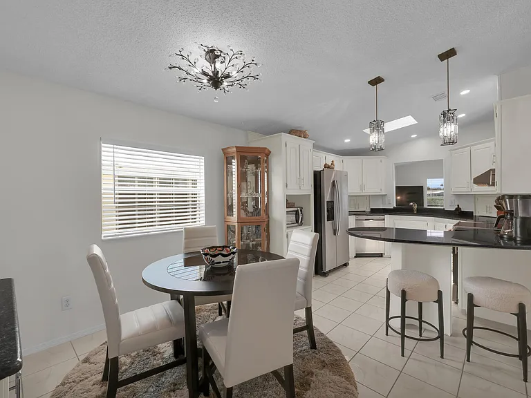 3416 Feriwinkle Ct — Photo 14