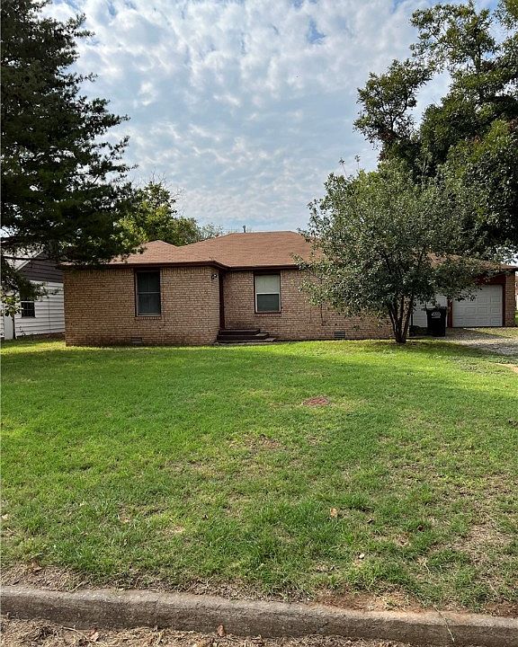 709 E Main St, Tipton, OK 73570 Zillow