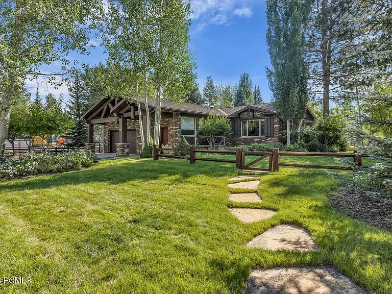2350 Lucky John Dr — Photo 1