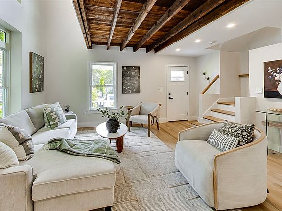 2nd image of 52 Middlesex St #52